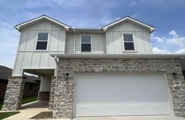 BEAUTIFUL LUXRY NEW BUILD: 5 BEDROOM / 3.5 BATHROOMS WITH BONUS ROOM AND ACESS TO POOL IN EMERLAD GLADES COMMUNITY!! photos photos