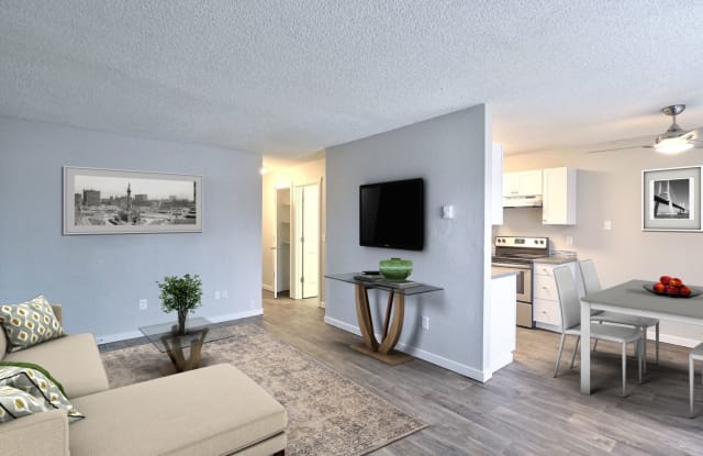 The Melrose Apartments photos photos