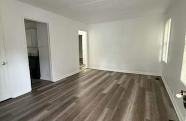 New renovation 2BR/1BA Gallery 3
