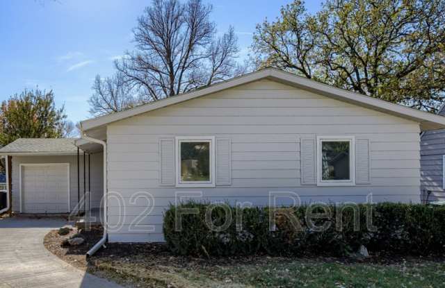 8061 Arbor Street photos photos