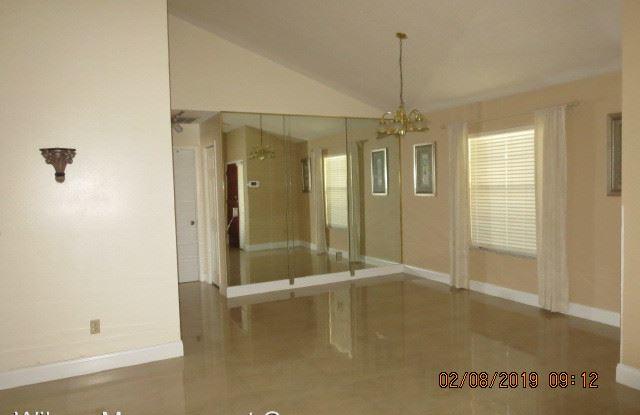 529 Walnut Grove Place Gallery 4