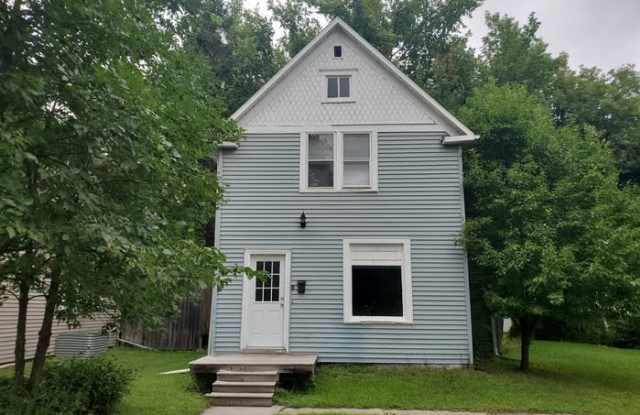 1722 University Avenue Gallery 1