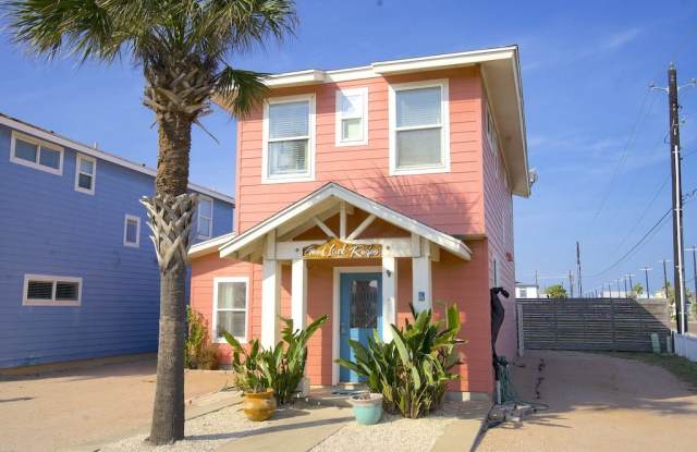 2606 S Eleventh Street unit: 2 photos photos