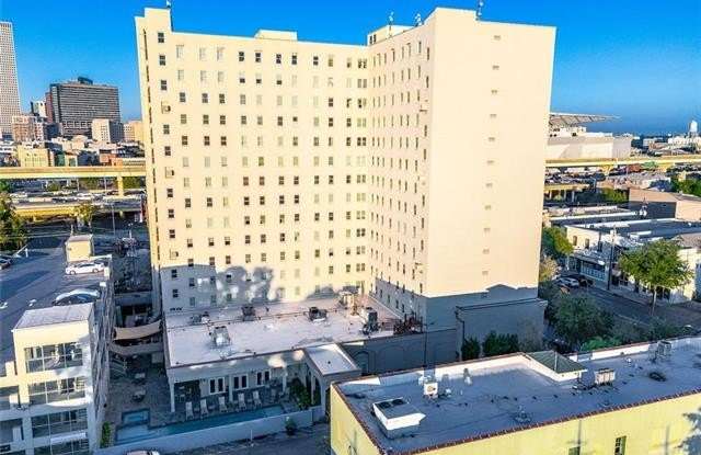 1205 ST CHARLES Avenue photos photos