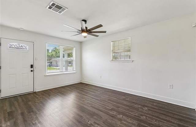 1536 REDWOOD Drive Gallery 4