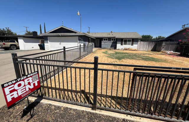 Beautiful Porterville Home! Available Now for Showing! photos photos
