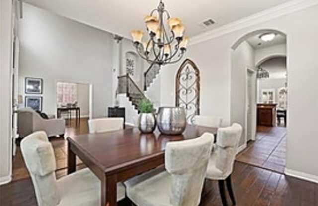 4423 Republic Drive Gallery 3