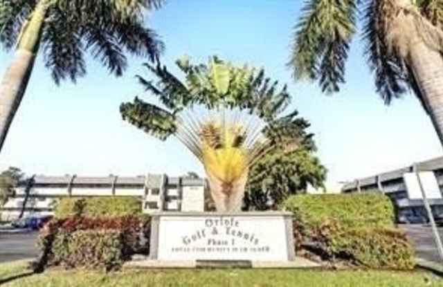 7897 Golf Cir Drive unit: 112 photos photos