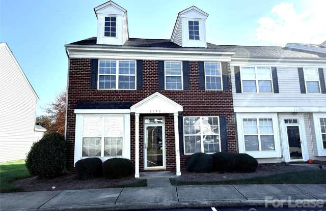 7549 Bluff Point Lane Gallery 1