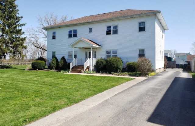 10 Washington Street unit: 4 photos photos