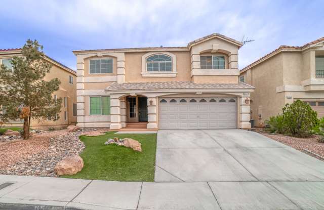 MOVE IN READY GORGEOUS 4-BEDROOM HOME WITH POOL! photos photos