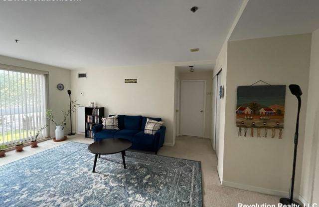 950 Massachusetts Ave. - 950 Massachusetts Avenue, Cambridge, MA 02139