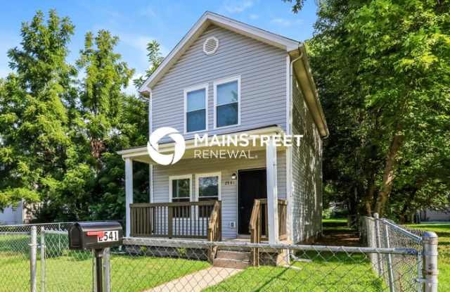 2541 Rowan Street Gallery 2