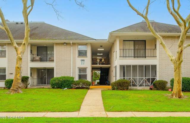 2137 8th Avenue unit: 7E - 2137 8th Avenue, Monmouth County, NJ 08750