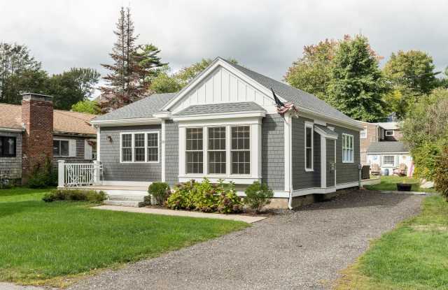 10 Willow Lane photos photos