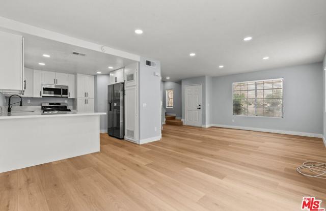 18812 Vista Del Canon unit: D photos photos