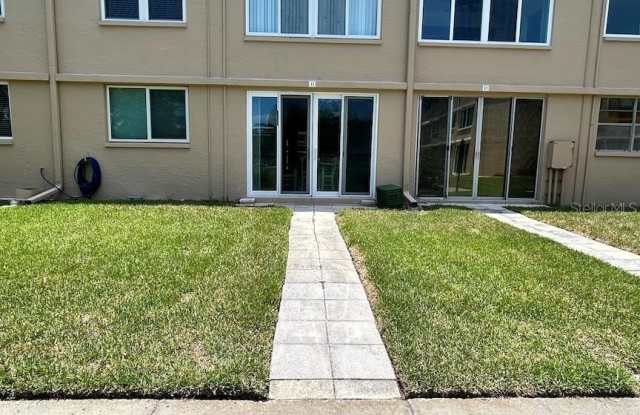 5095 BAY STREET NE photos photos