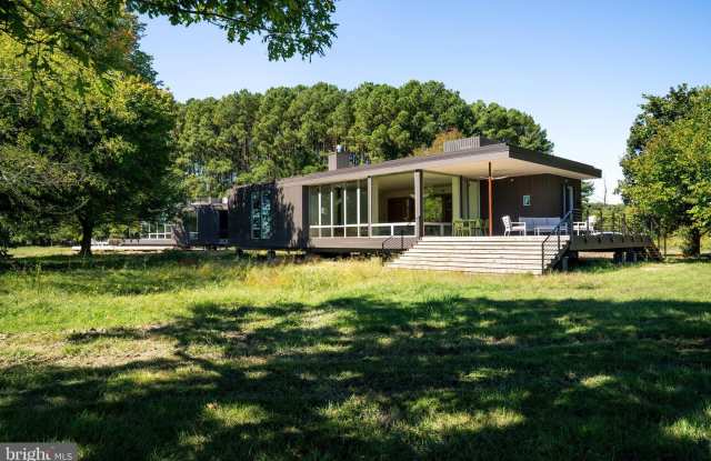 24084 DEEP NECK Road Gallery 1