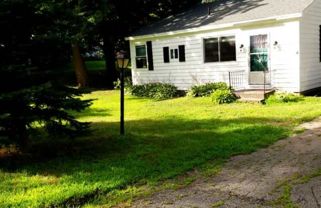 Quite house in quiet neighborhood. Corner Lot photos photos