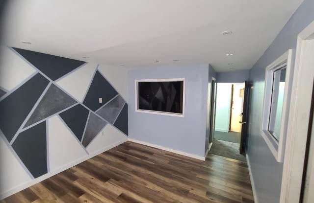 228 LONG LN Gallery 4