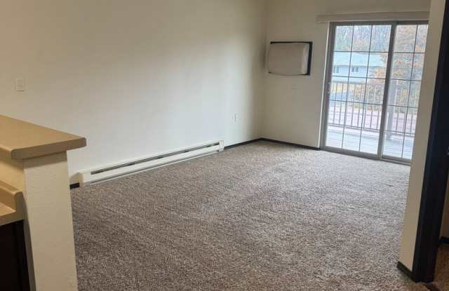 Pheasant Ridge Village Apartments Gallery 4