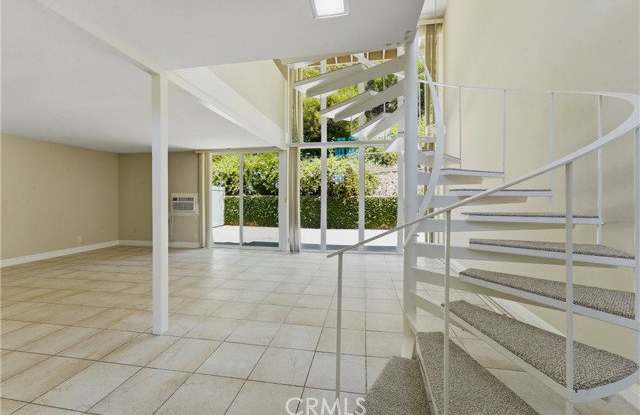 4120 Del Mar Avenue Gallery 4