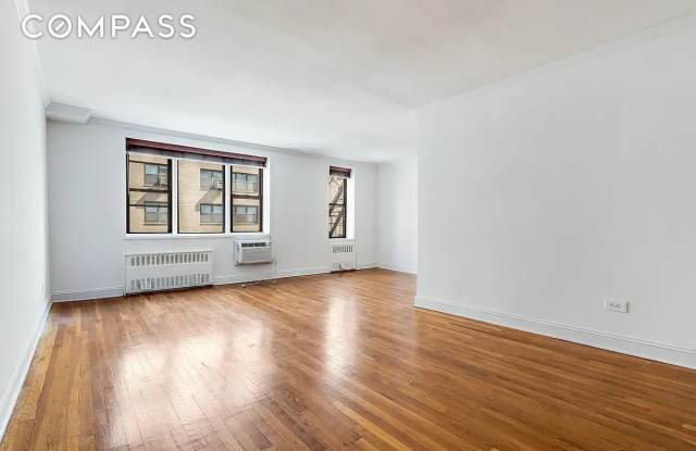 200 East 28th Street - 200 East 28th Street, New York City, NY 10016