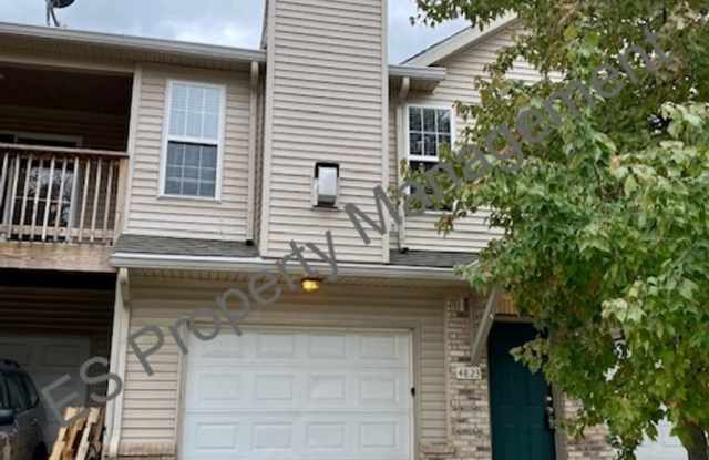 Large 2 Bedroom Town home in Pike Township - 4823 Cavern Place, Indianapolis, IN 46268