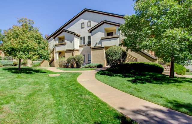 Delightful Condo in gated community!! - 3815 Riviera Grove, Colorado Springs, CO 80922