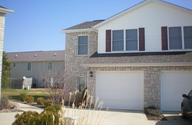 2630 East Oaklawn Court - 2630 East Oaklawn Court, Bloomington, IN 47401