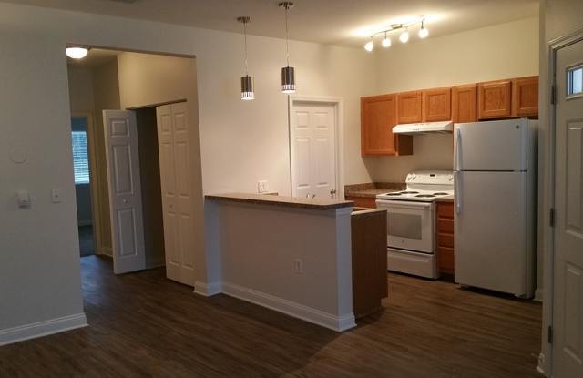 Summer Place Apartments Gallery 3