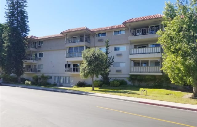 2401 Via Mariposa W - 2401 via Mariposa West, Laguna Woods, CA 92637