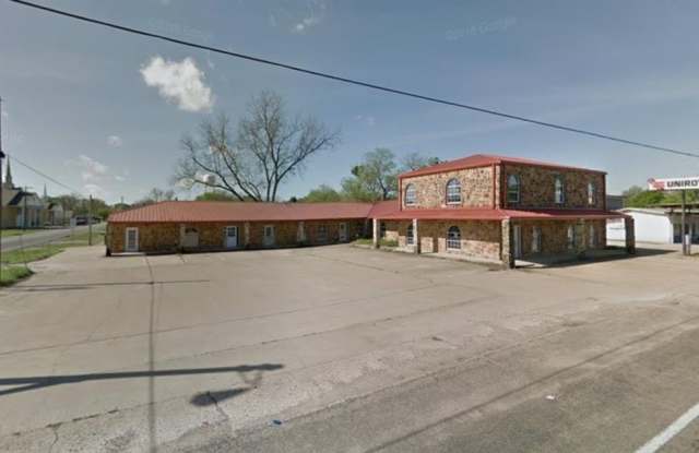 106 E Pine Street photos photos