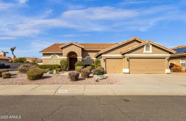 4704 E HEARN Road photos photos