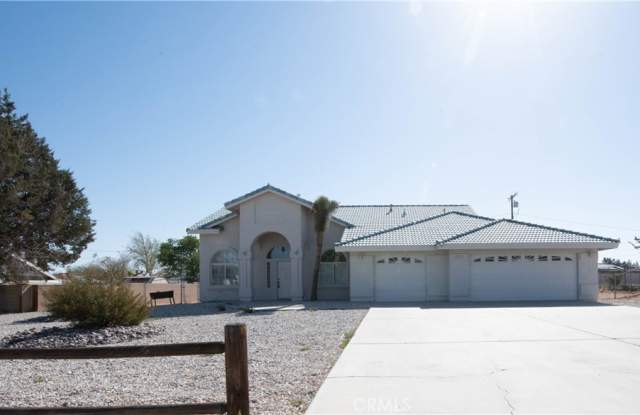 13821 Okesa Road - 13821 Okesa Road, Apple Valley, CA 92307