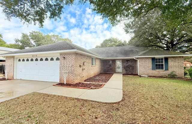 Spacious 3-Bedroom Home Near NAS Whiting Field - 6016 Badger Road, Santa Rosa County, FL 32570