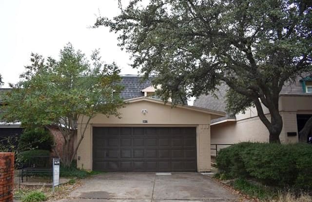 2817 Summit View Drive - 2817 Summit View Drive, Bedford, TX 76021