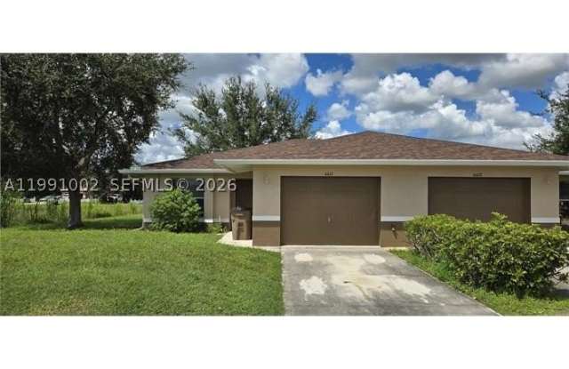 4412 26 Street SW Gallery 1