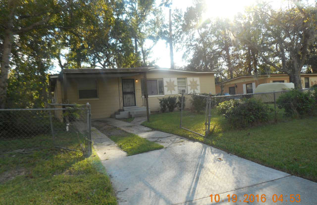 4324 DETAILLE DR - 4324 Detaille Drive, Jacksonville, FL 32209