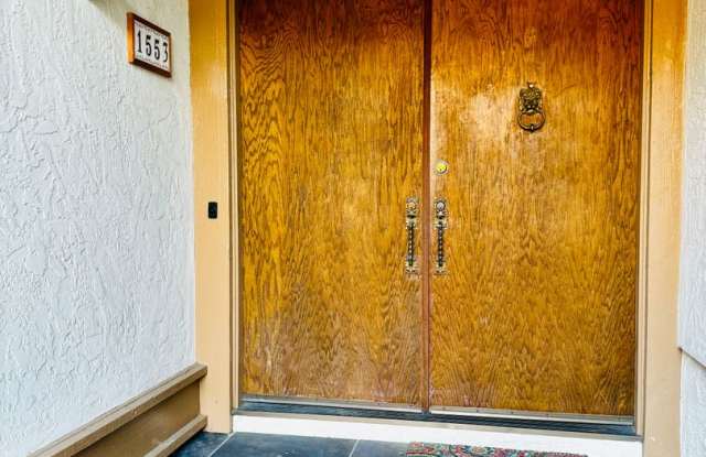 Stunning Views in San Mateo's Sought-After Laurelwood Neighborhood! Gallery 2