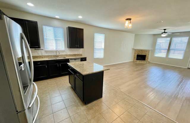 3011 Whispering Pine Boulevard Gallery 4