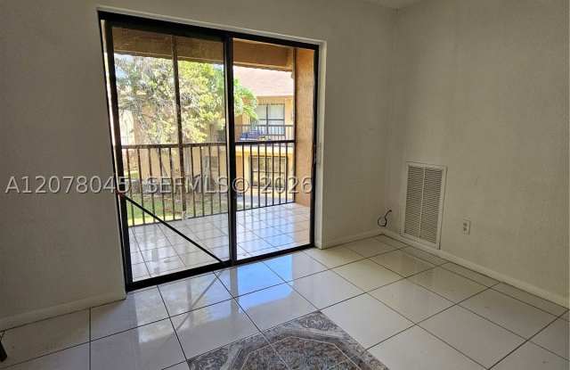 6580 W 27th Ct Gallery 1