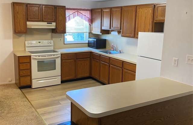 124 Chelsea Avenue photos photos