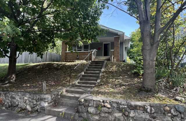 1341 N Parker Avenue photos photos