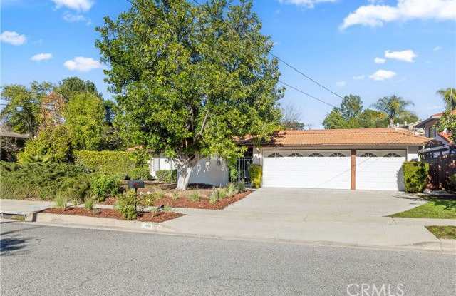 3950 Daguerre Avenue photos photos