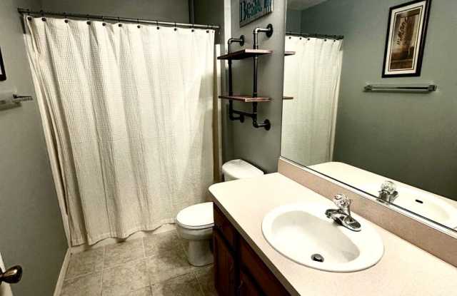 The Villages 2/2 Single Family Home, Fully Furnished or Unfurnished! Gallery 4
