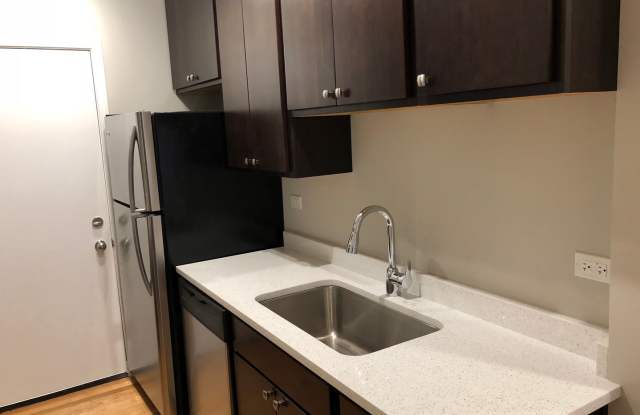 4257 N Sawyer Ave photos photos