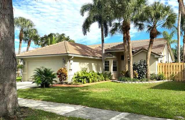 1155 East Lancewood Place Gallery 2
