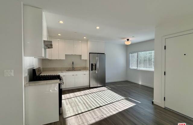 1264 9th St unit: J photos photos