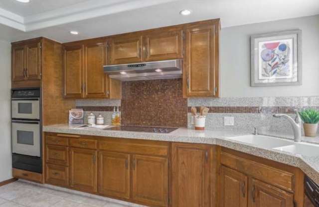 6272 Riviera Cir Gallery 3